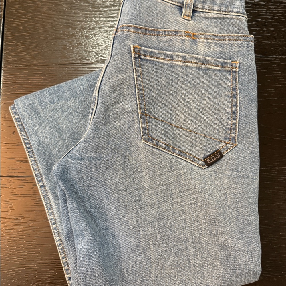 NWOT 5.11 Jeans Women's 2 Britta Slim Denim Mid Rise 64455 Light Wash Indigo